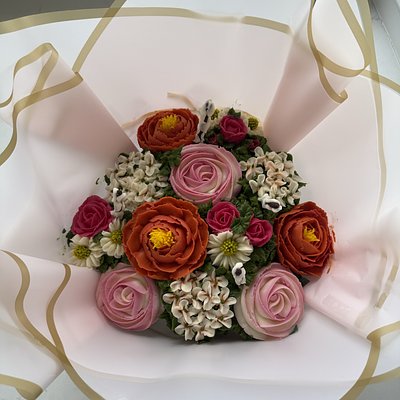 12 Cupcake Bouquet