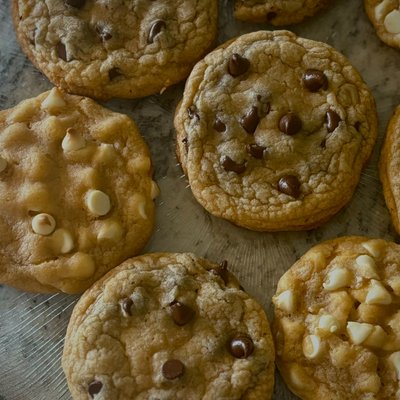 Dozen Cookies  