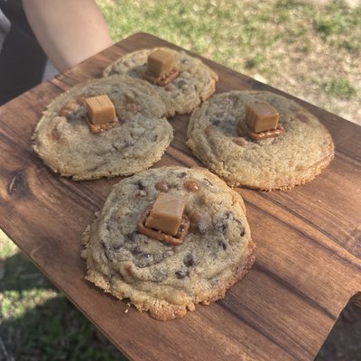 Salted Caramel Pretzel