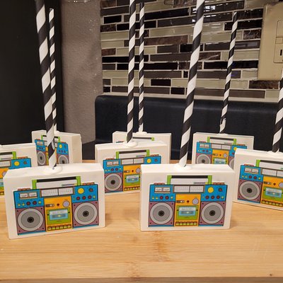 90's Boom Box Rice Kripsy Treat