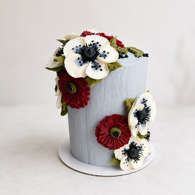 4 inch tall floral cake
