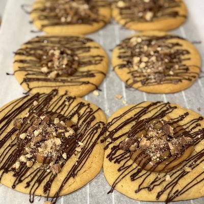 Twix Cookies