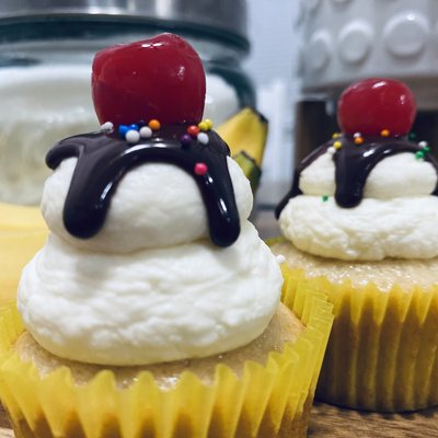 Banana Split Cupcakes