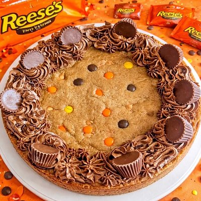 10 Inch Reese's Cookie Cake