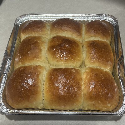 Sourdough Dinner Rolls (9 Pack)