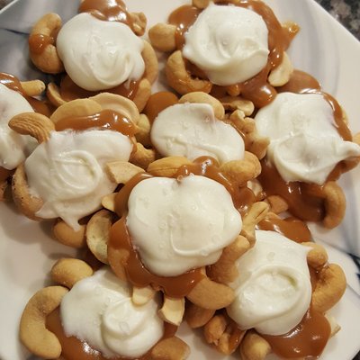 Cashew Clusters 