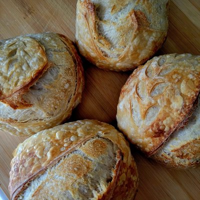 4 Mini Bread Bowls