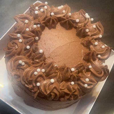 Standard 8 In Cake 