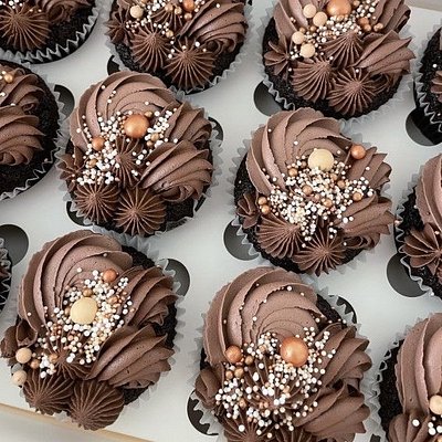The Elegant Dozen 