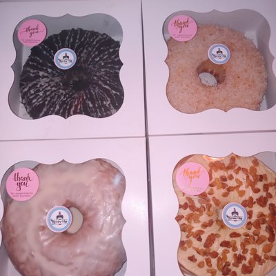 Holiday Classic Bundt Cake 