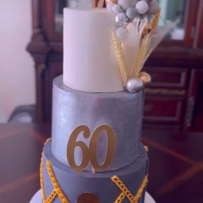 3 Tiered Fondant  Cakes 10 by 6 , 8 by 6 and 6 by 6