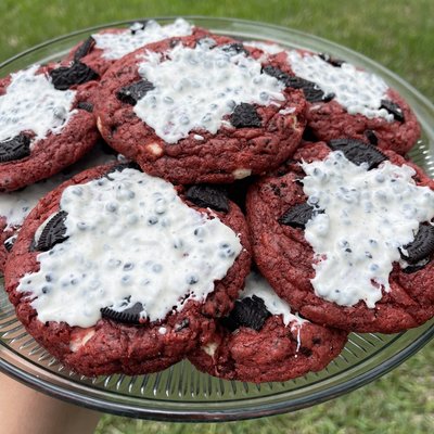 Red Velvet Oreo Cookies