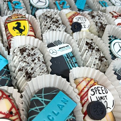 Cakesicles
