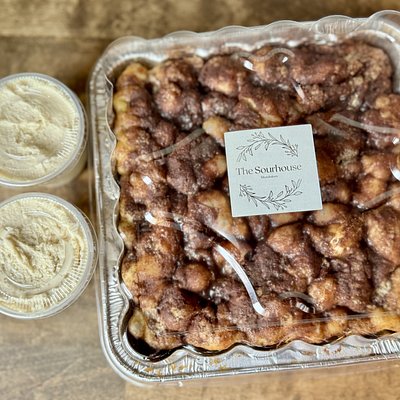 Cinnamon Roll Focaccia 