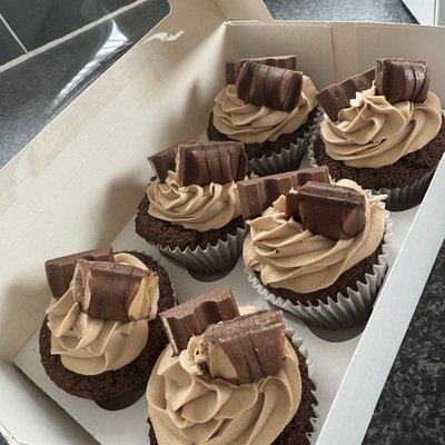 Kinder Beuno Cupcakes (Box of 6)