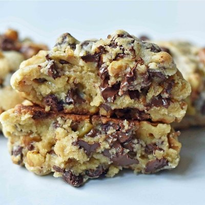 1/4 lb Chocolate Chip Walnut Cookies- 6 Pack