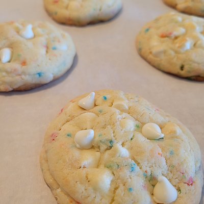 White Chocolate Celebration Cookies