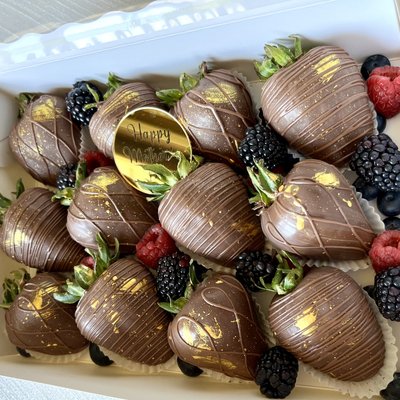  Chocolate Covered Strawberries