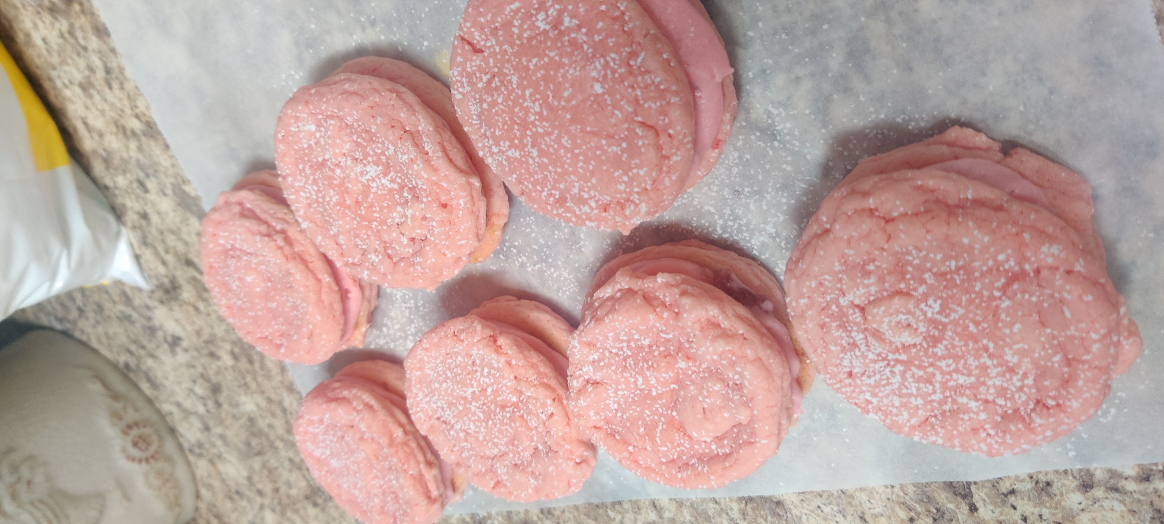 Strawberry Cakesters 