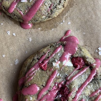 Raspberry White Chocolate Cookie — Individual