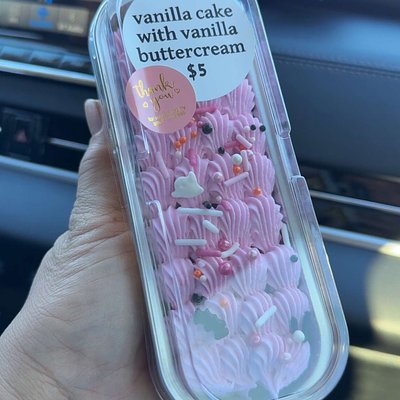 Mini Cake Tins/ $5 Per Cake (min 12 To Order)