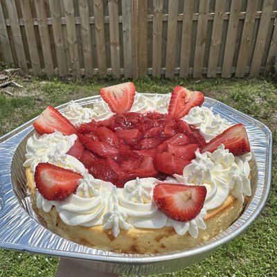 Strawberry 🍓 Cheesecake- Large 9”