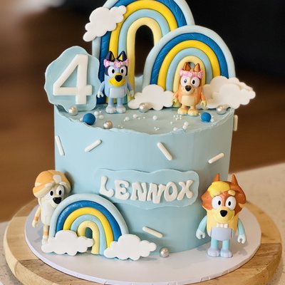 Bluey Cake