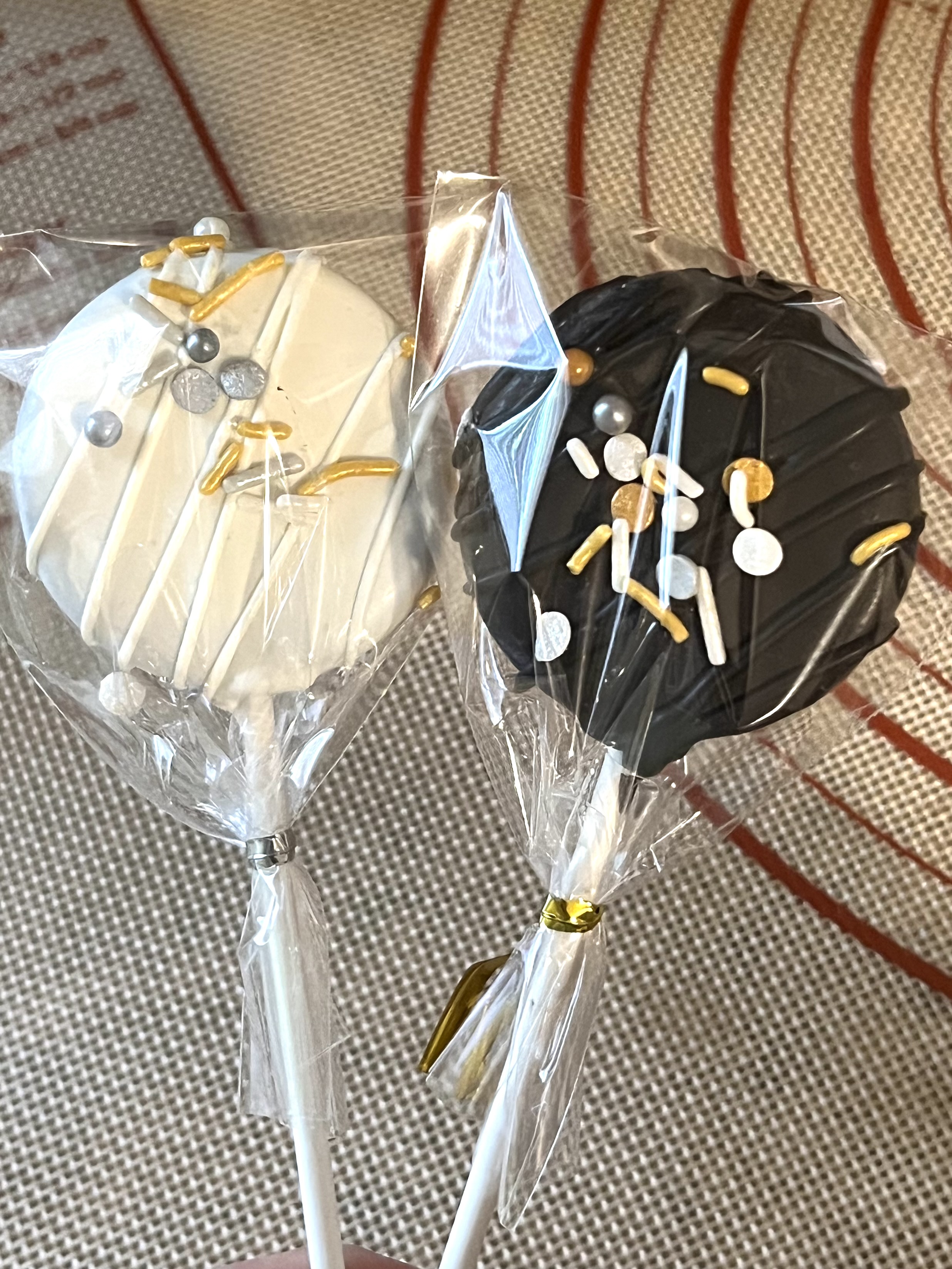 Chocolate Cake Pops