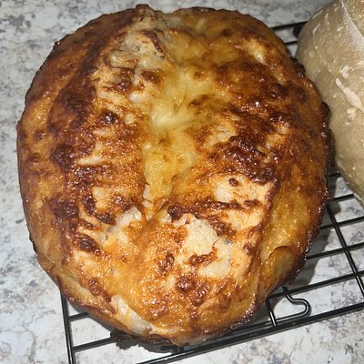 Garlic And Mozzarella Sourdough 
