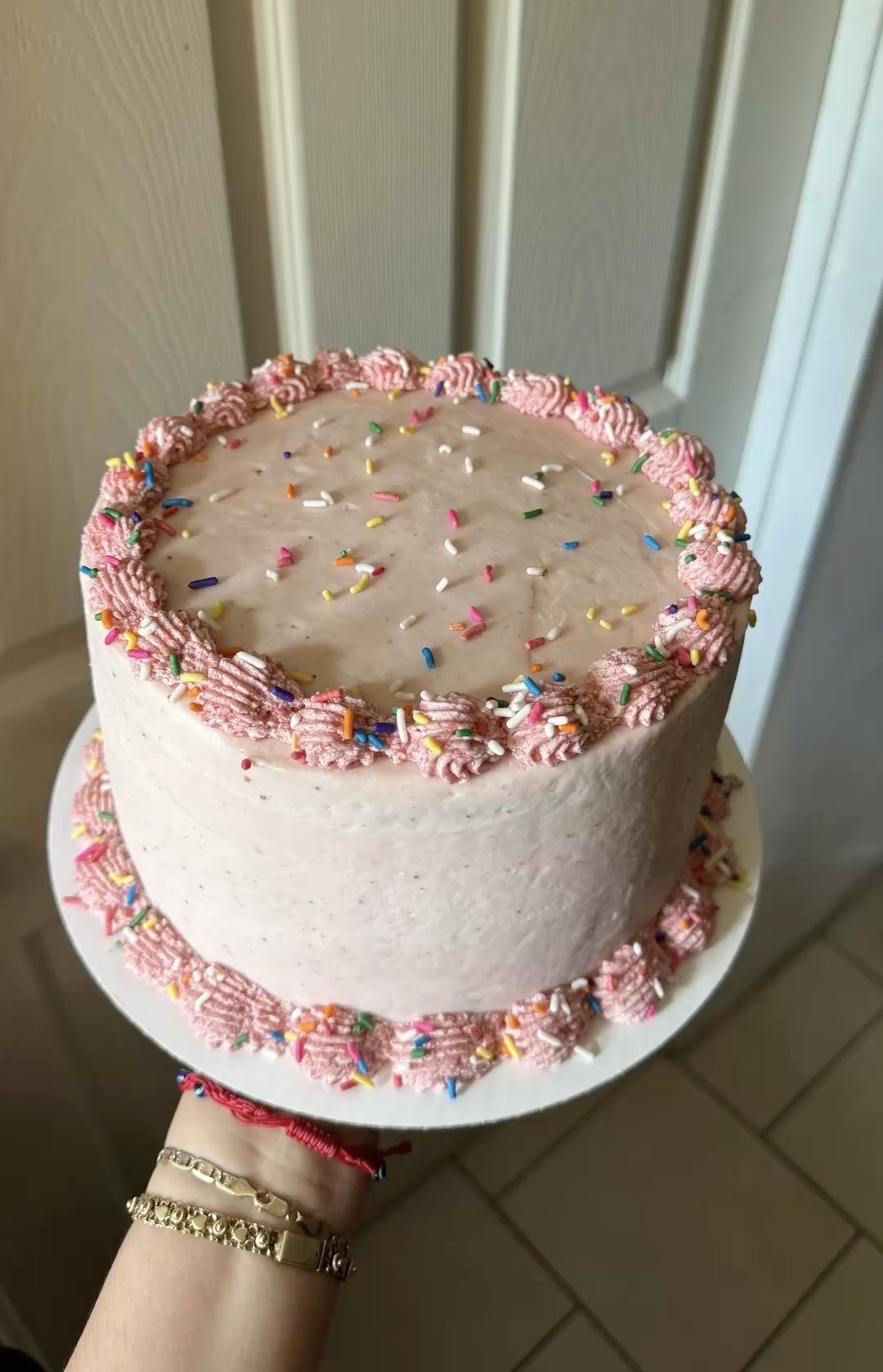 6” Diameter Cake (feeds 8-12)
