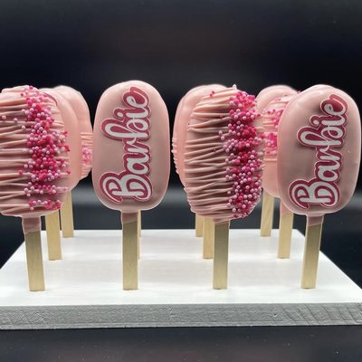 Cakesicle
