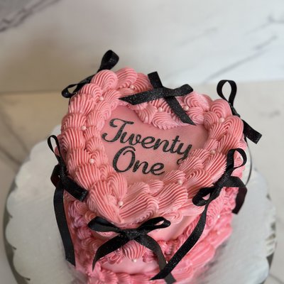 6” Custom Heart Cake 