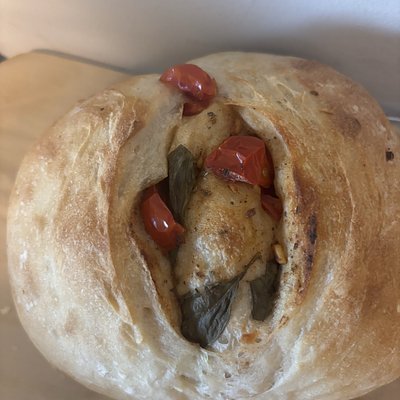 Tomato Basil Sourdough Medium 