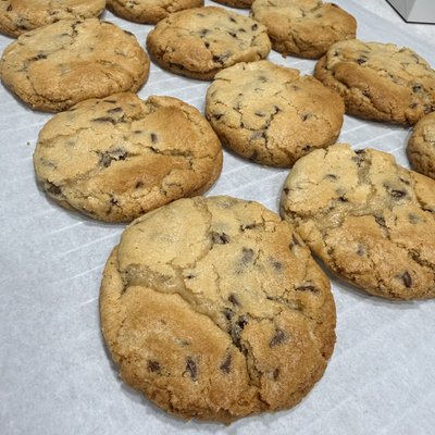 Jumbo Chocolate Chip Cookies