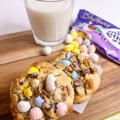 Egg-cellent Cadbury Cookie 