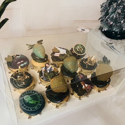 Fancy Cupcakes (12)