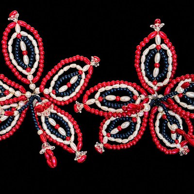 🌸 PANAMANIAN TEMBLEQUES – Red, White & Blue 
