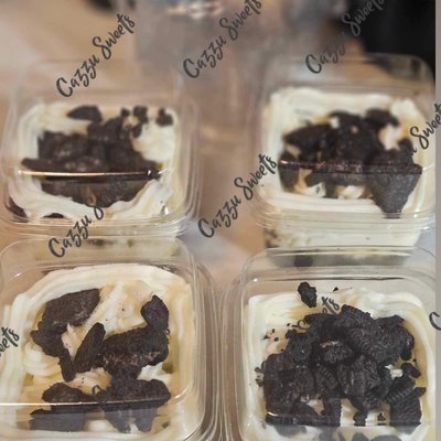 Cheesecakes Oreo,cherry,classic,strawberries Flavor 