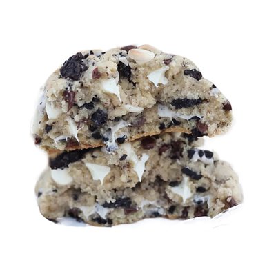 ⭐️Midnight Crave Aka Cookies & Cream Jumbo Cookie