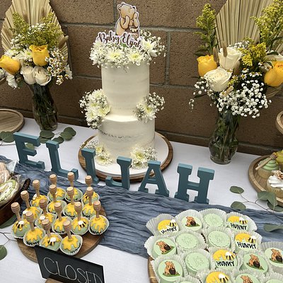 2 Tiered Cake & Large Package 