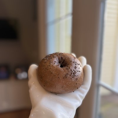 4 Pumpernickel Sourdough Bagels  