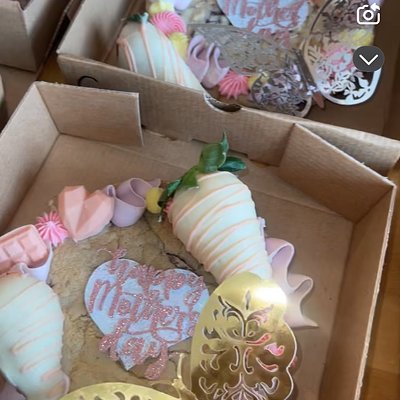 Heart Shaped Oreo Brownie 