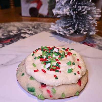 Christmas Frosted Sugar Cookie 