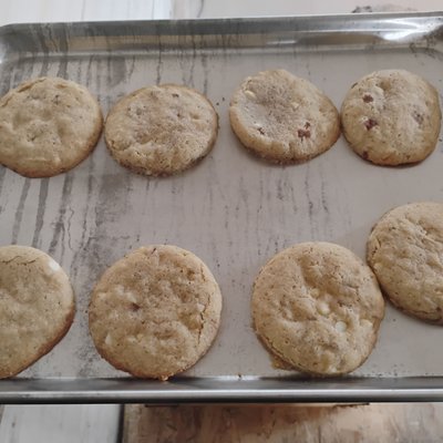 Cinnamon Toast Crunch Cookies With Cinnamon Toast Crush Frosting