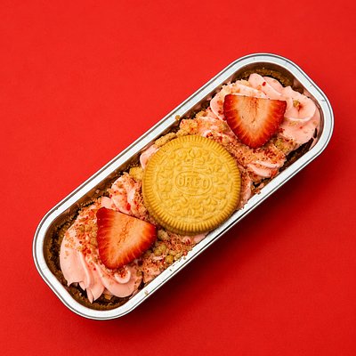 🍓 Strawberry Crunch Byte Mini Loaf