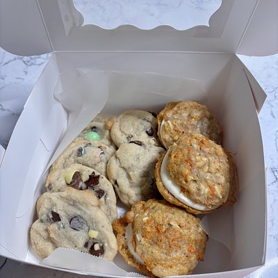 Easter Cookie Box 