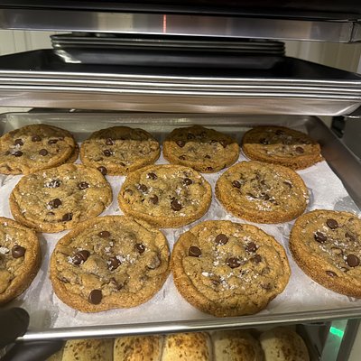 Sourdough Brown Butter Chocolate Chip Cookie (12 Cookies)