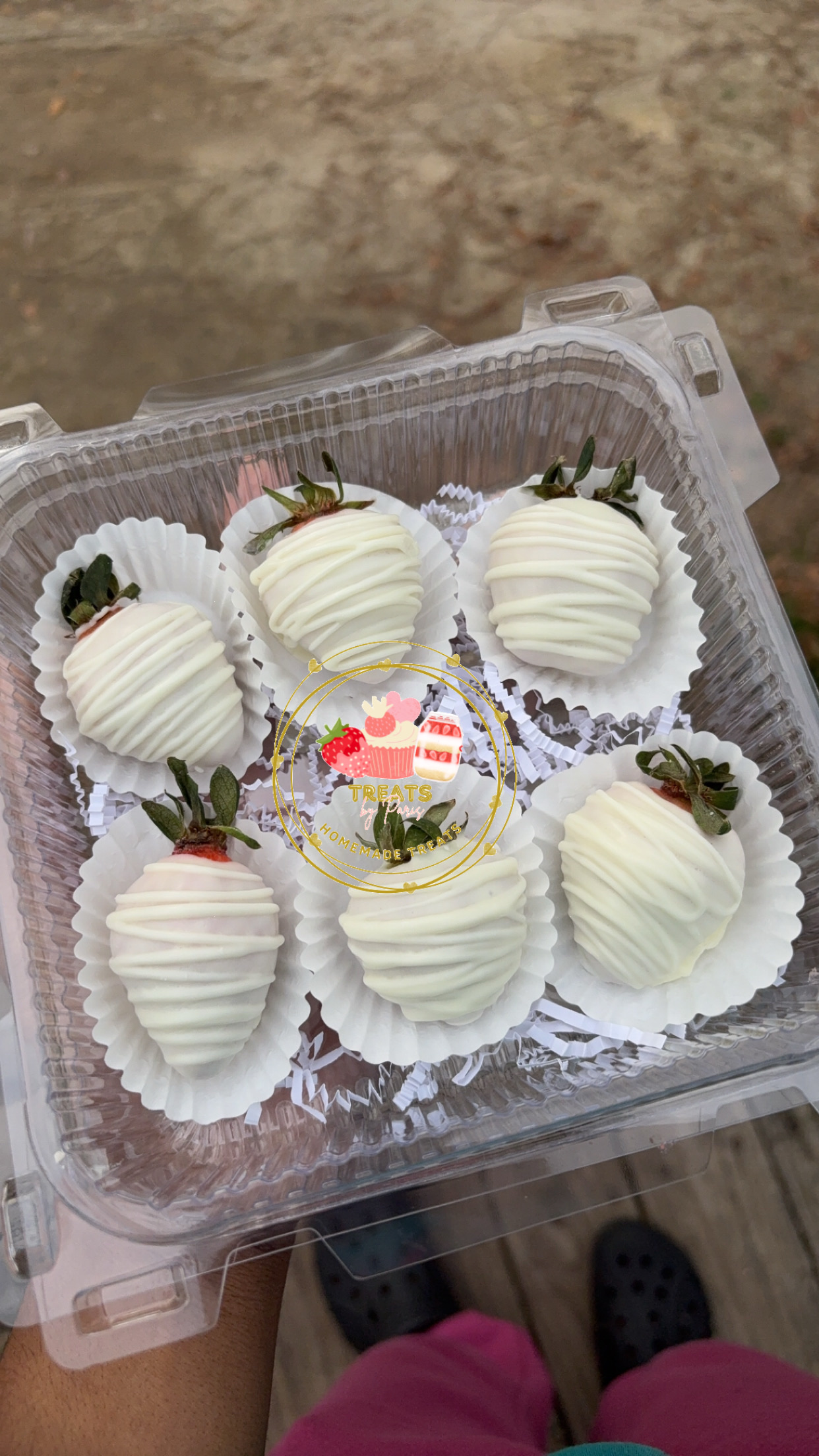  White chocolate covered strawberries 