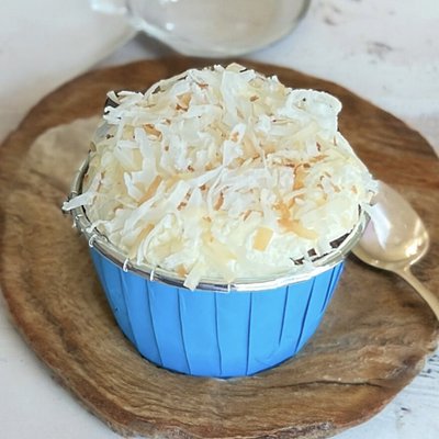 Coconut Cream Cupcakes