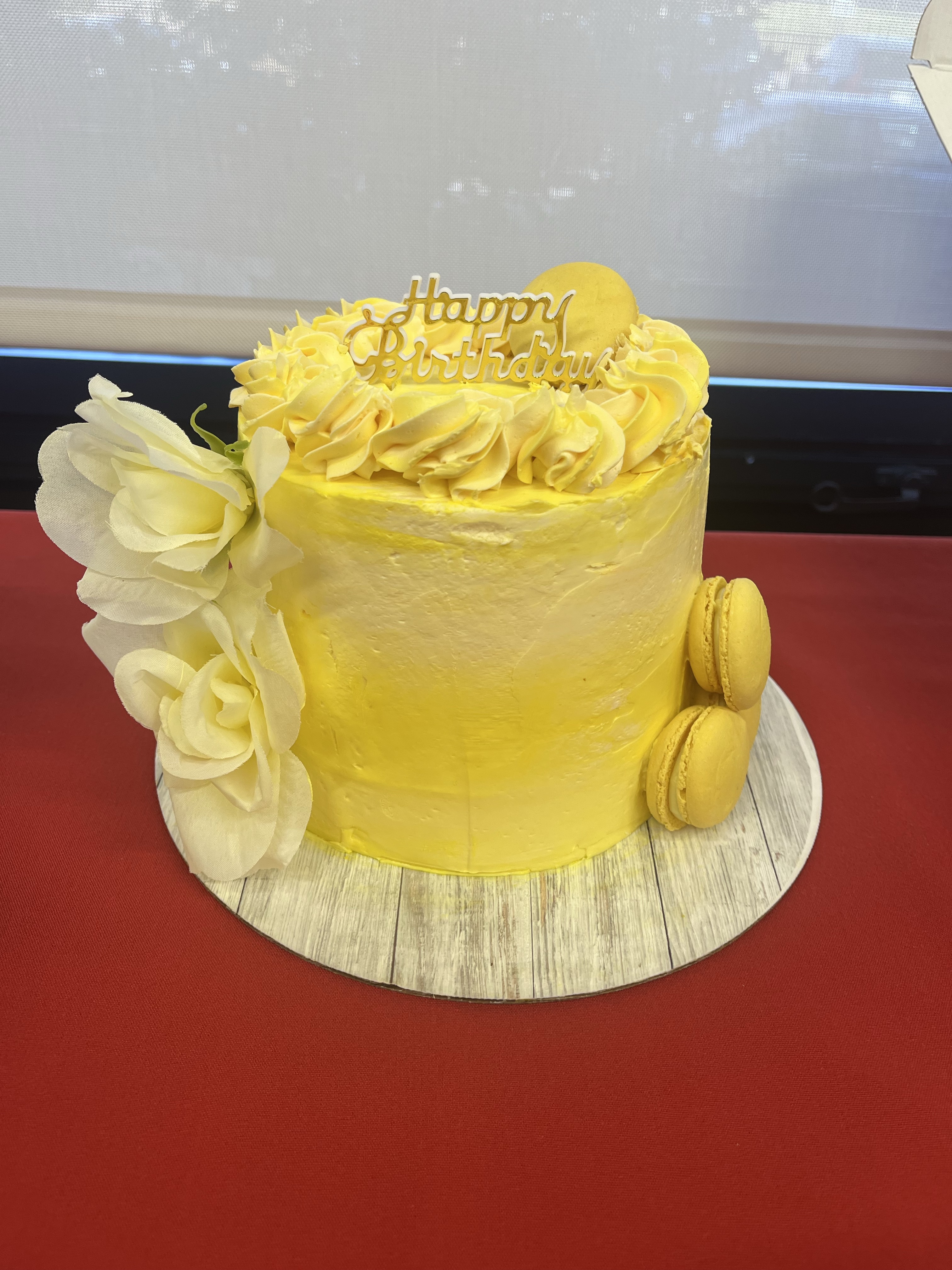 6 Inch Vanilla Cake